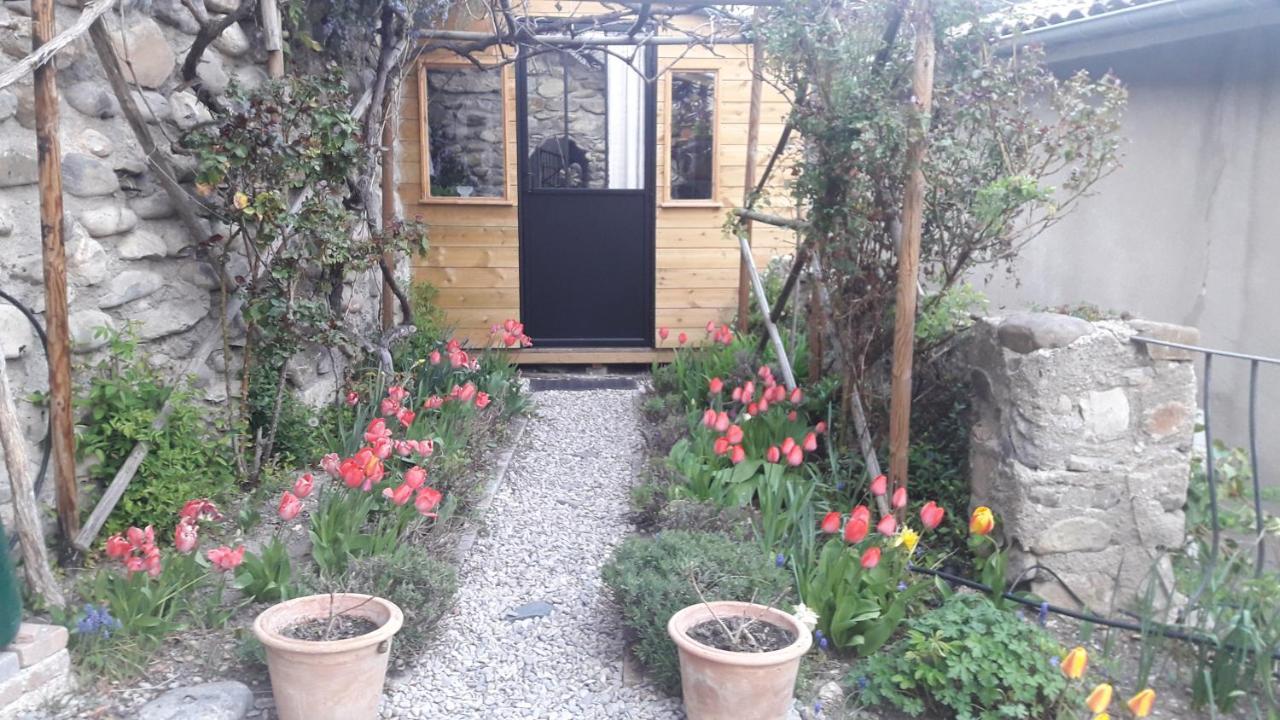 Maison Aux Lavandes The Studio Vaumeilh Exterior photo
